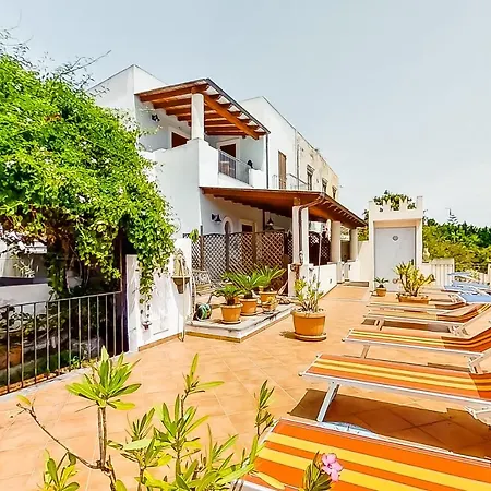 Villa Artemis Suites